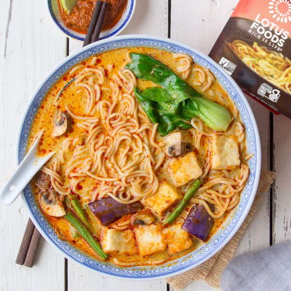 Creamy Curry Ramen – Lotus Foods