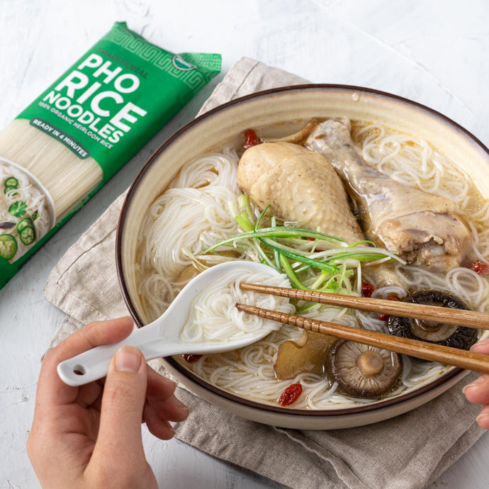 Taiwanese Sesame Oil Chicken Noodle Soup (麻油雞湯麵)