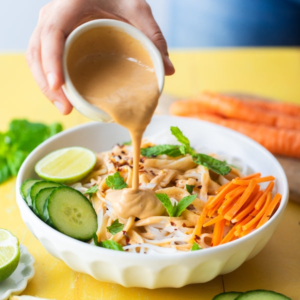 Easy Peanut Sauce with Noodles