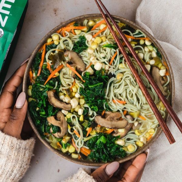 https://www.lotusfoods.com/cdn/shop/articles/jade_pearl_ramen_noodles_bowls_1.jpg?v=1771720469